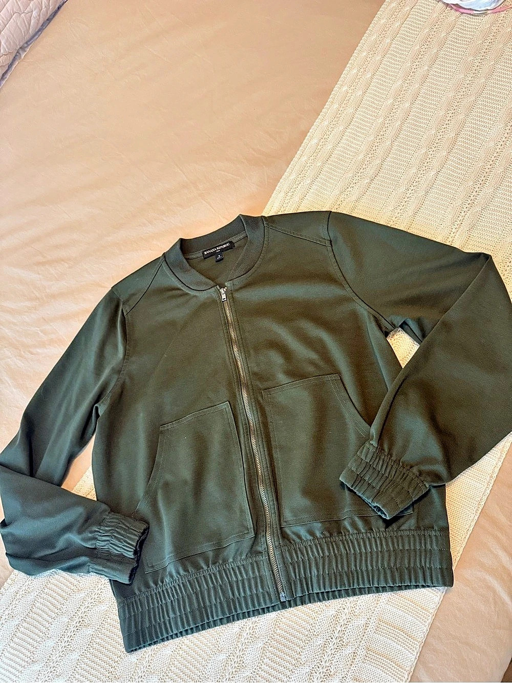 Banana Republic Lightweight Bomber Full Zip Jacket Green